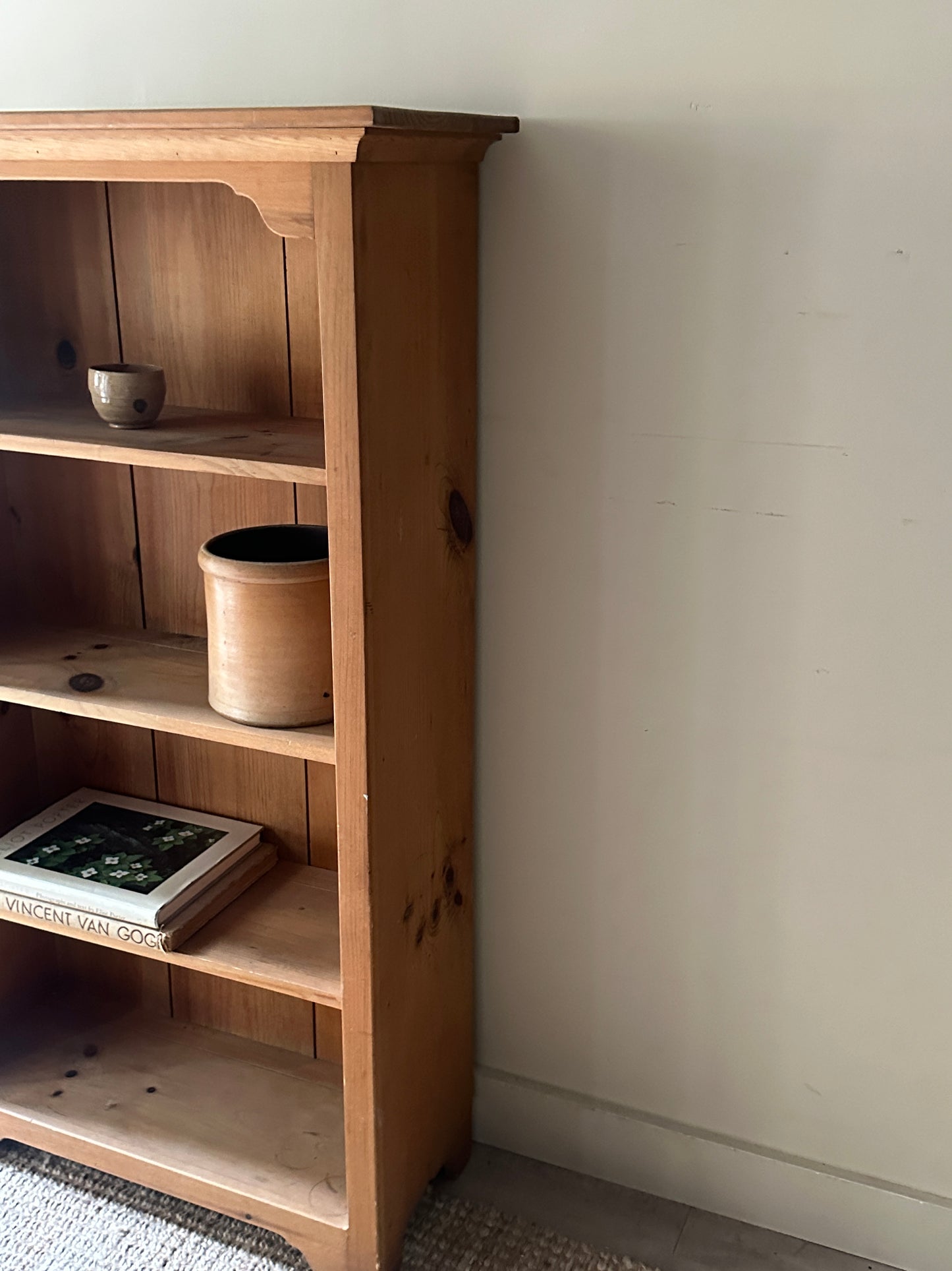 Pine shelf