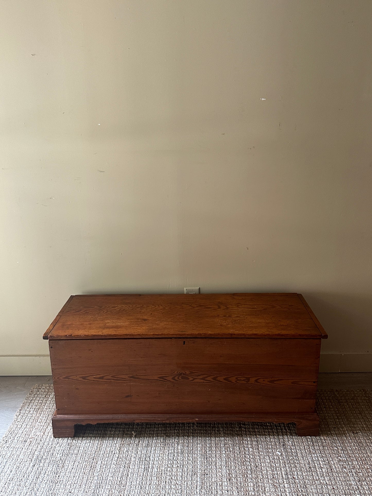 Pine chest