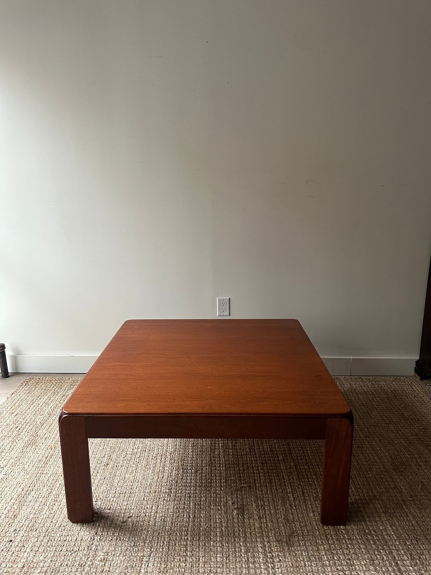 Niels Eilersen coffee table