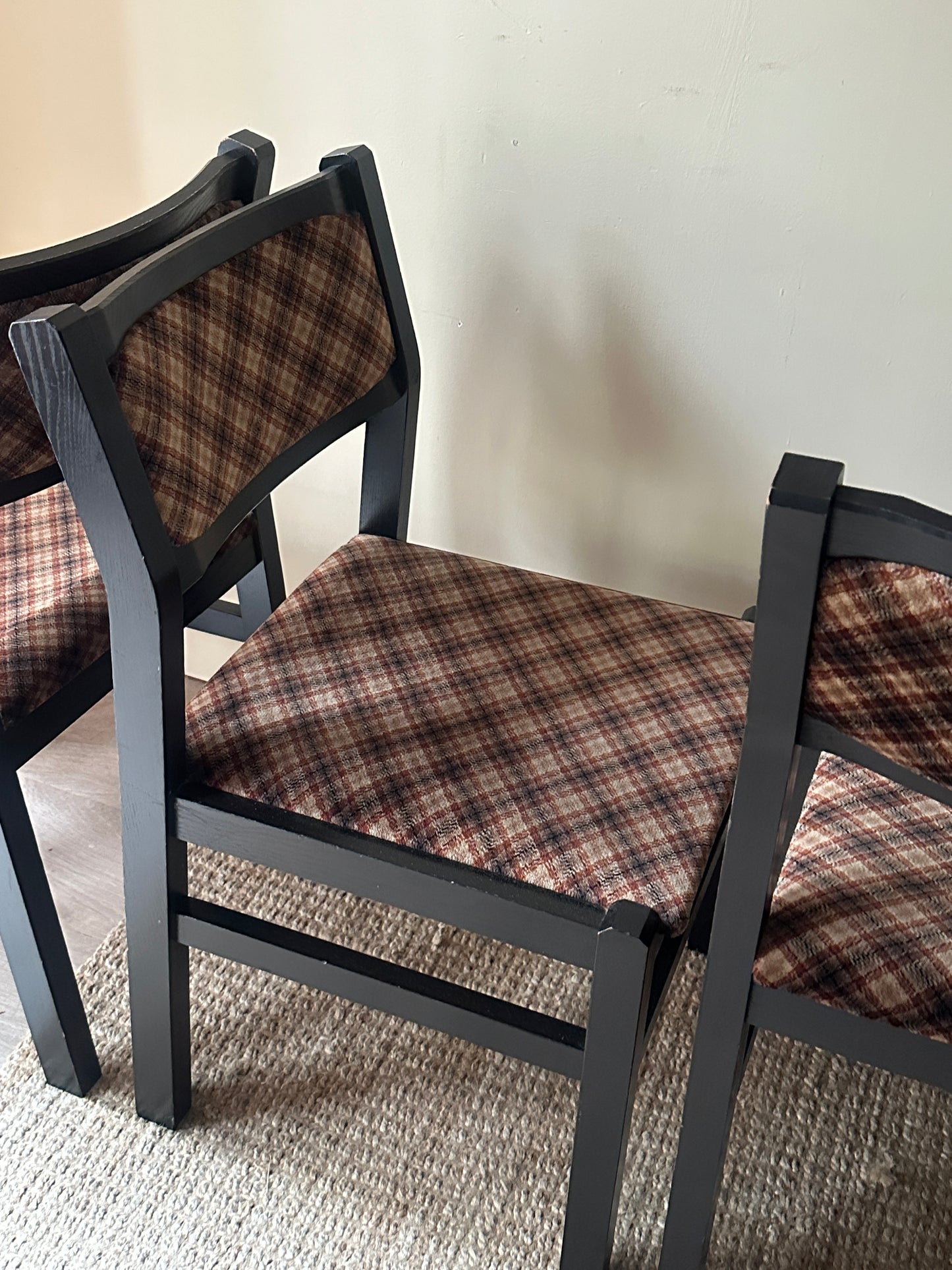 6 upholstered dining chairs. Sold in pairs.