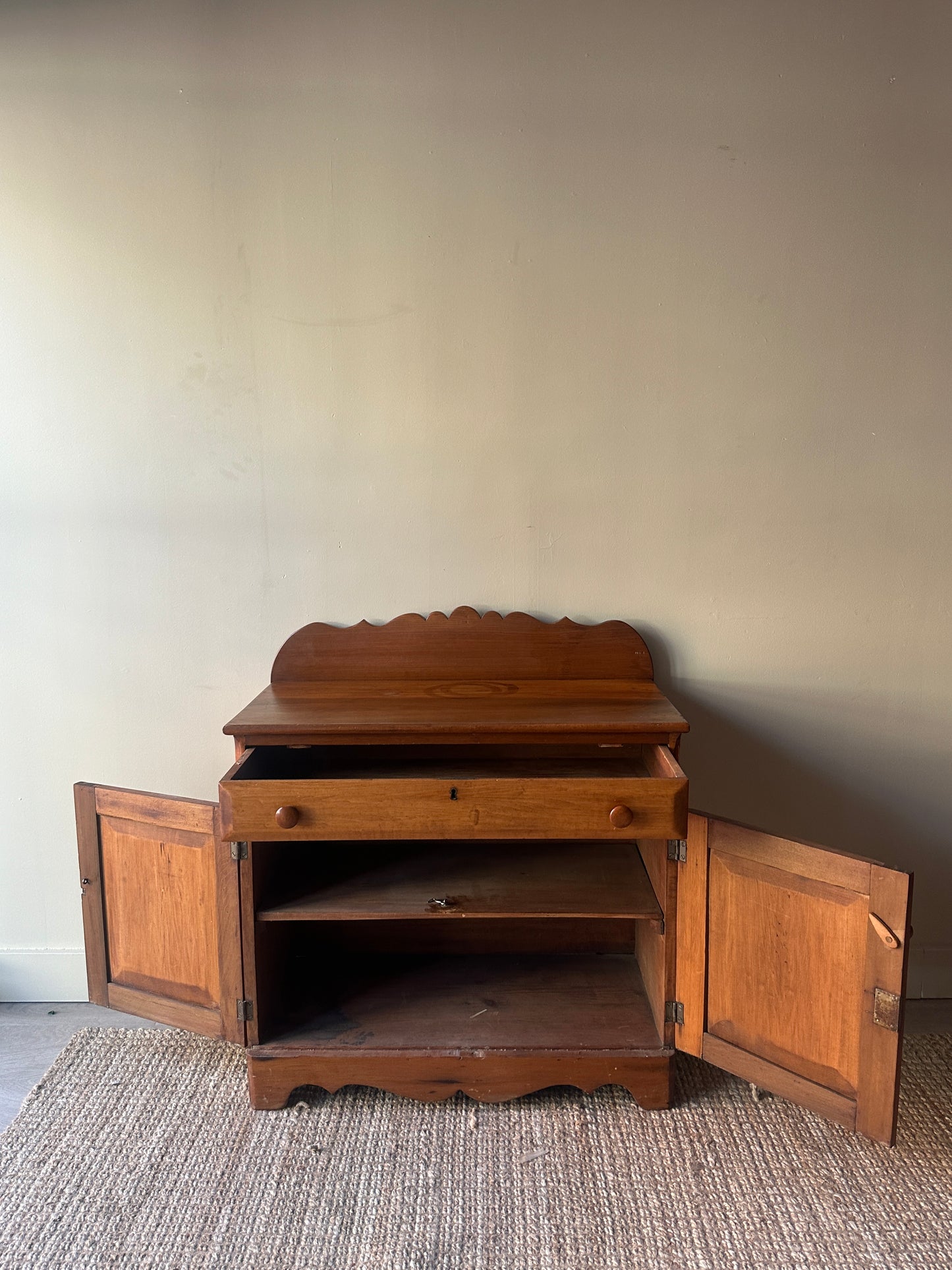 Small pine server
