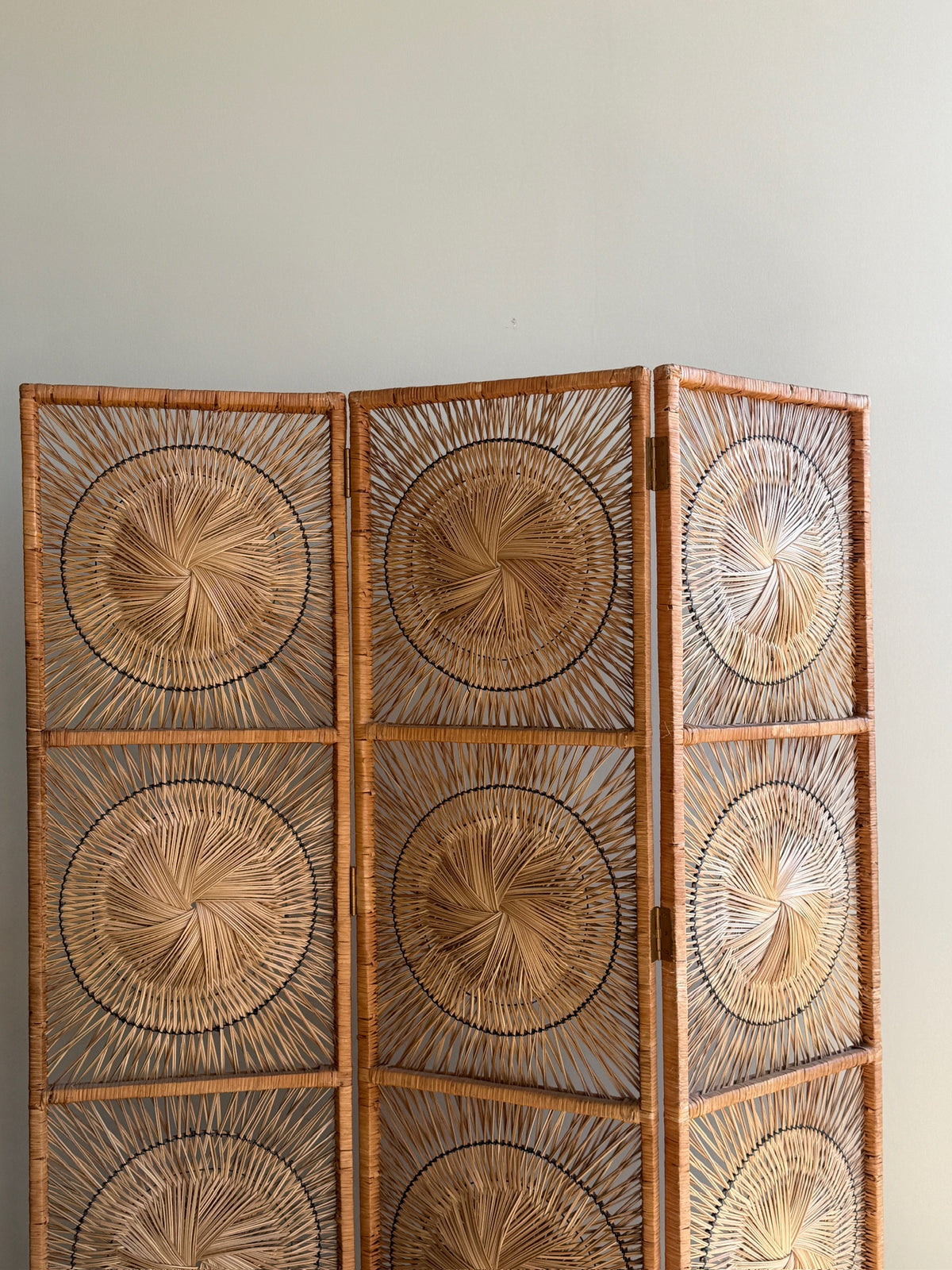 Rattan & wicker room divider