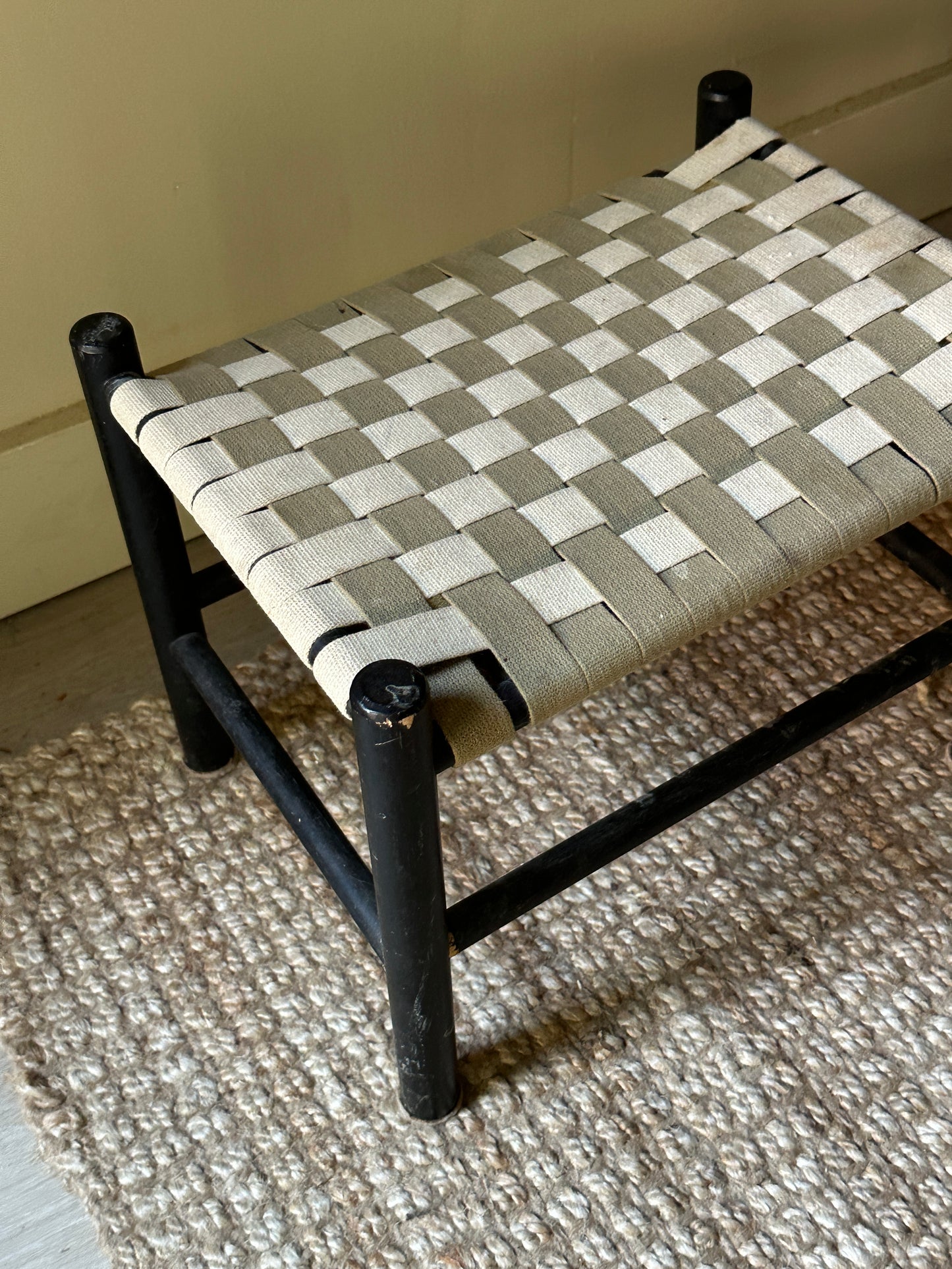 Foot stool