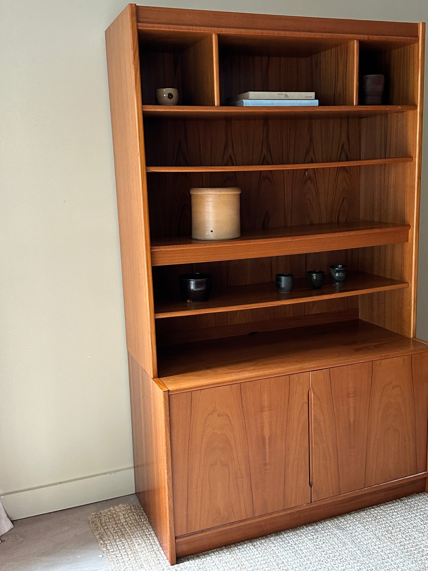 Teak two piece hutch