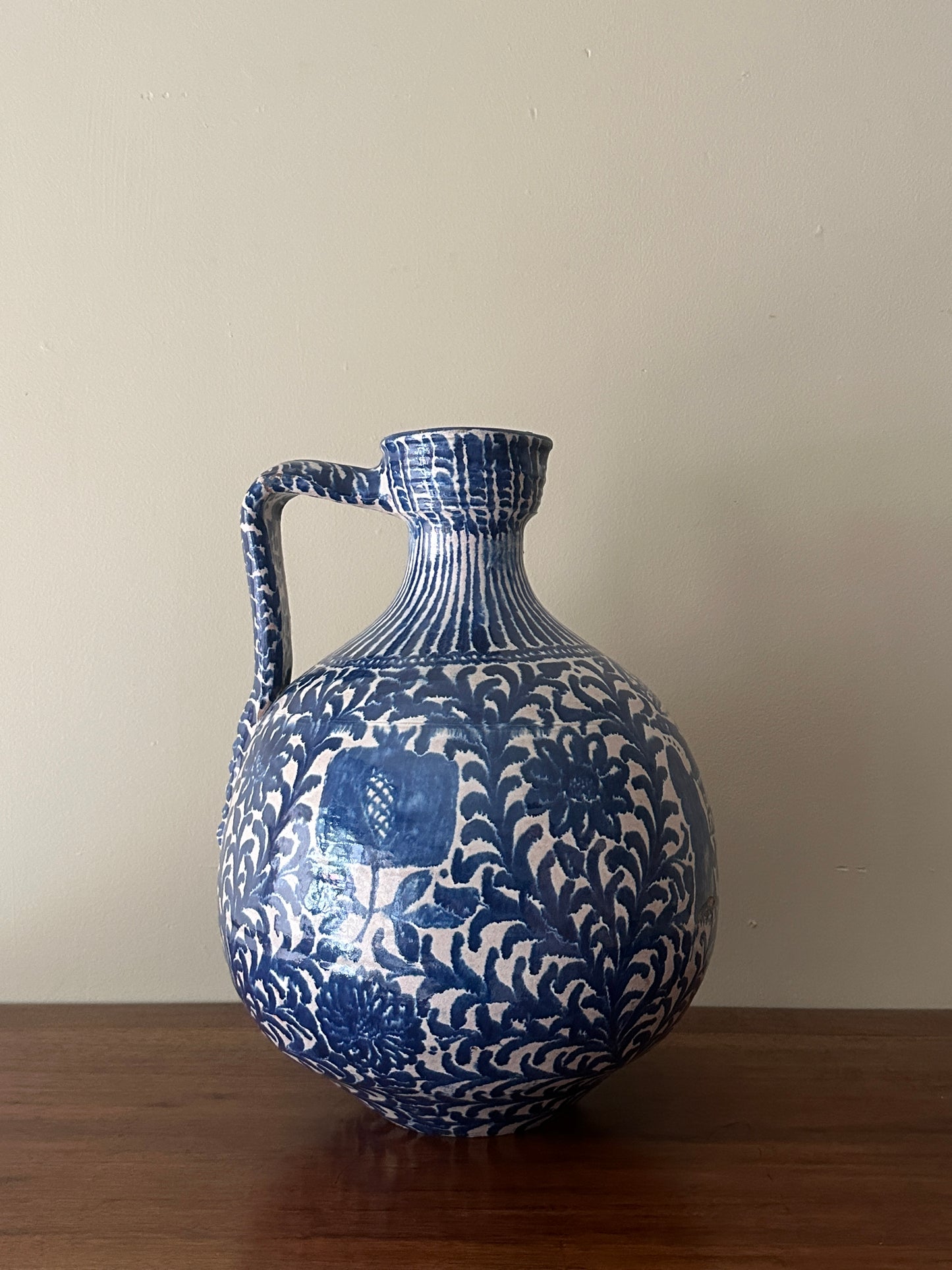 18th c. Spanish hand painted Fajalauza pitcher