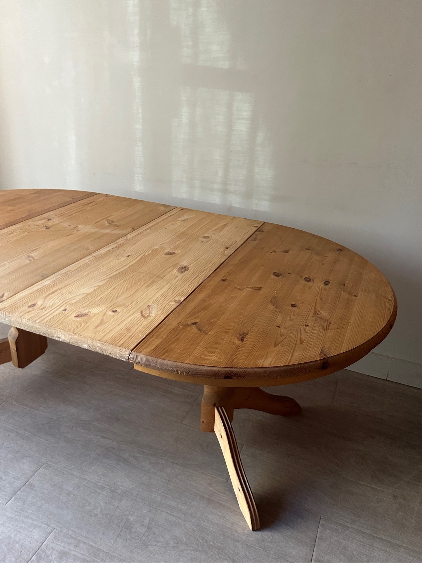 Swedish pine extending dining table