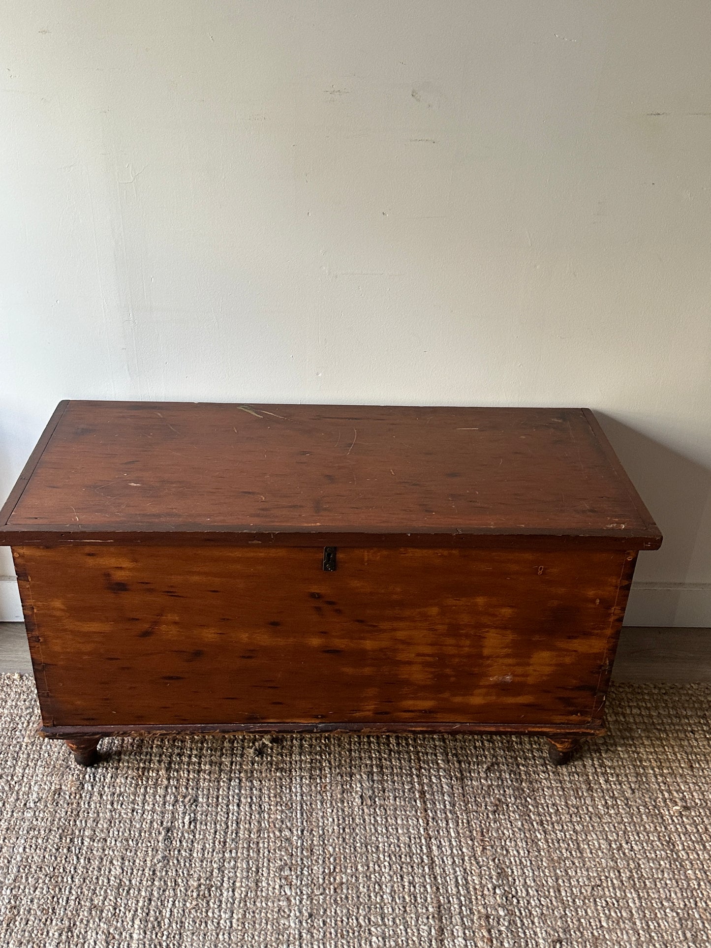 Pine chest