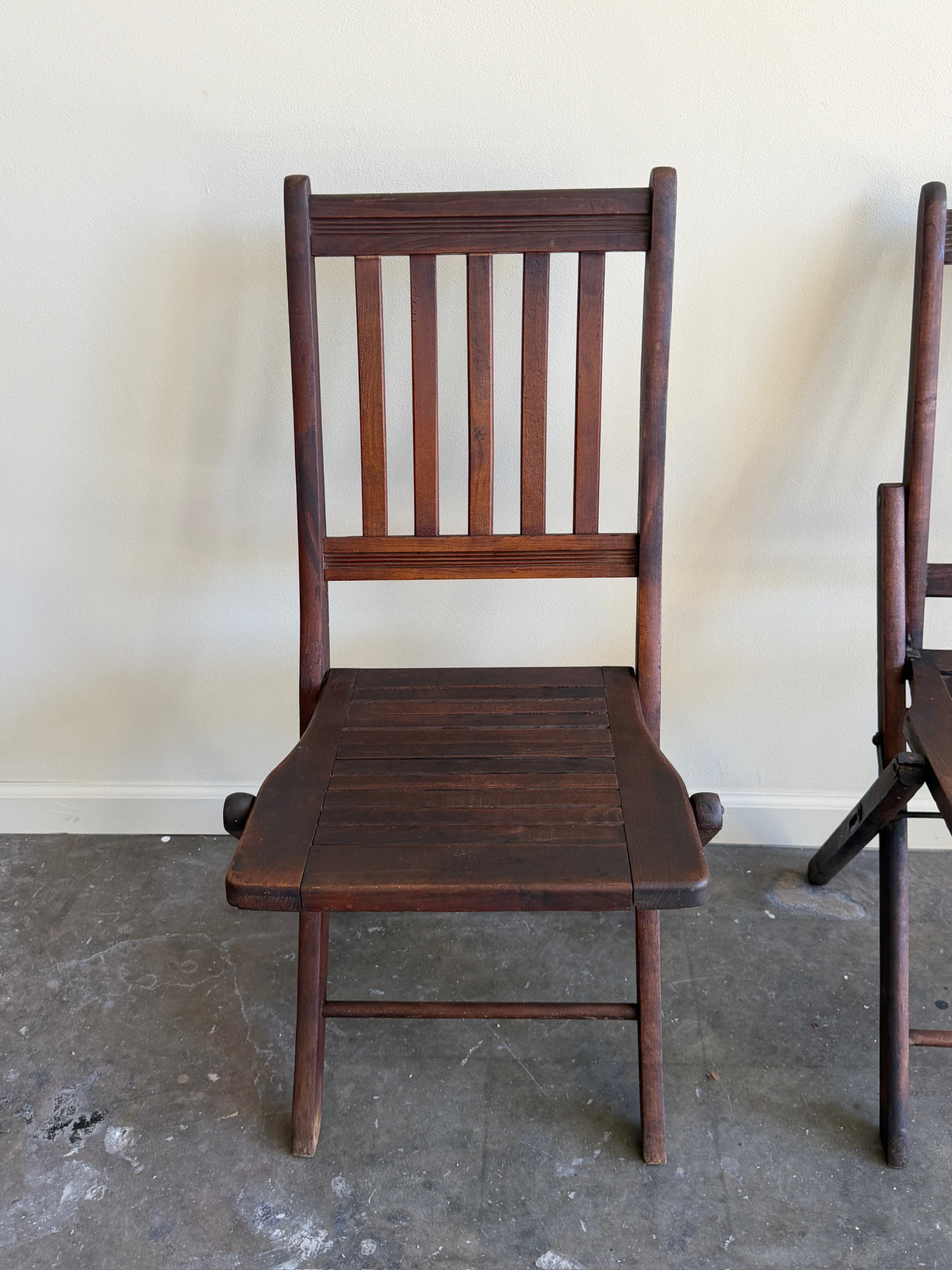Stained pine folding chair