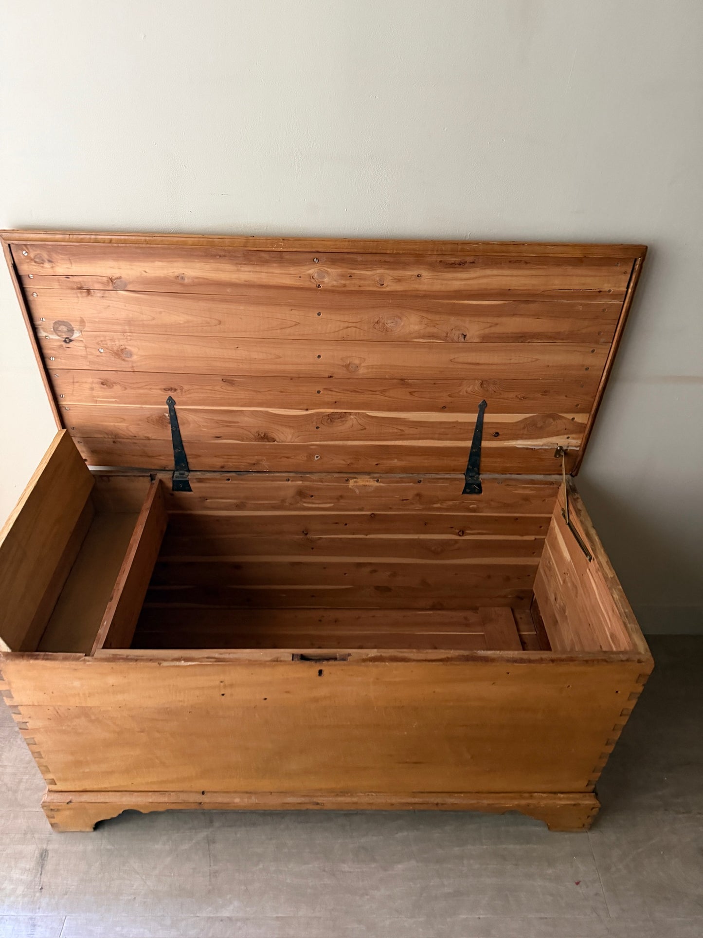Pennsylvania Federal figured maple chest