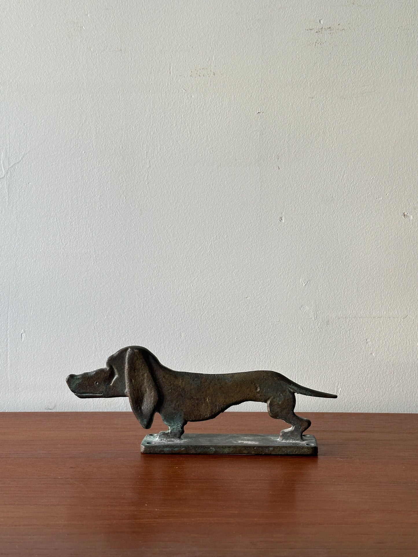 Dog doorstop