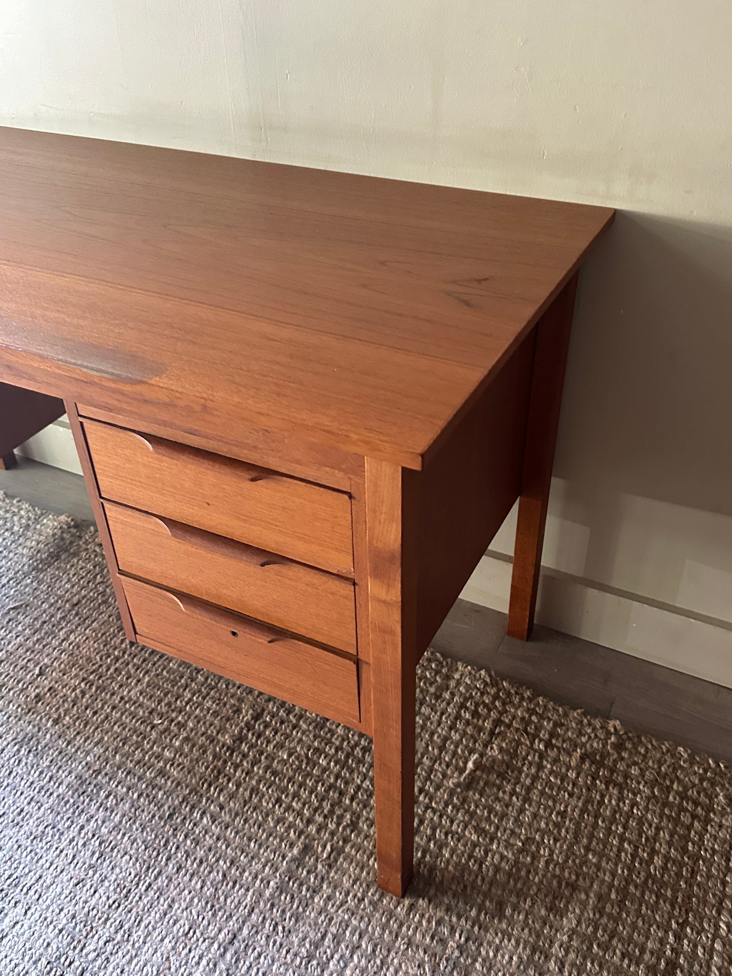 Teak desk
