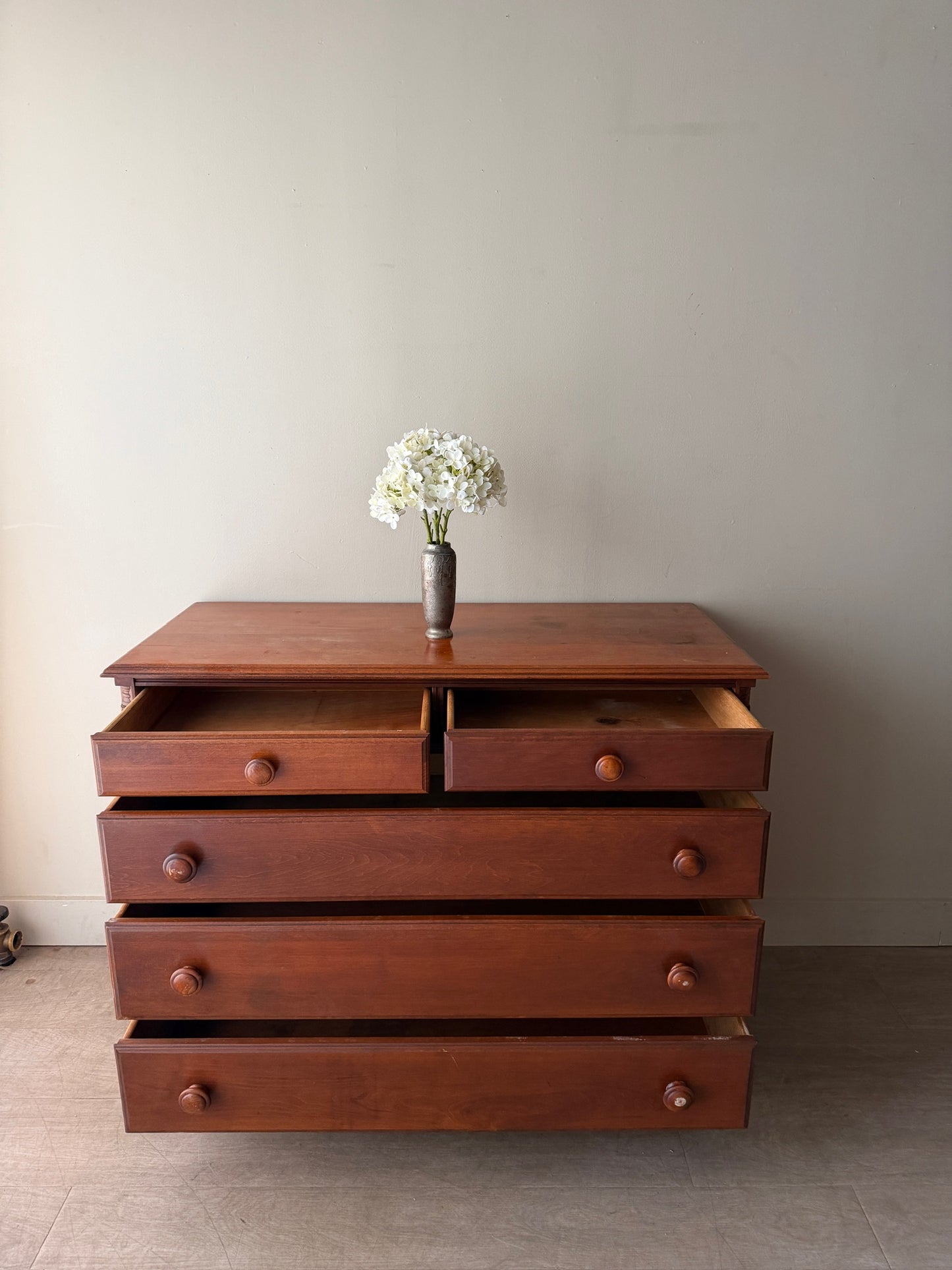 Maple dresser