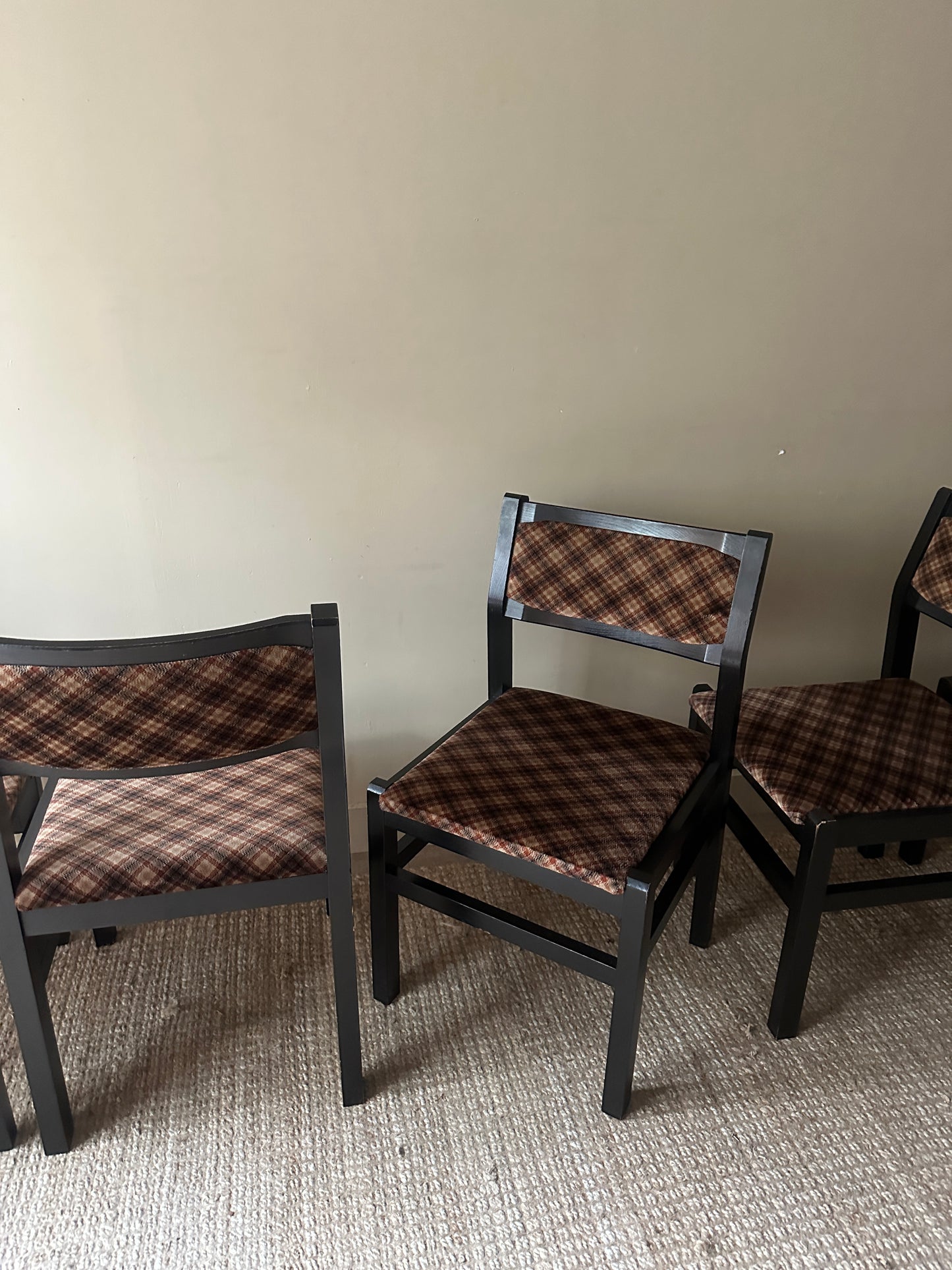 6 upholstered dining chairs. Sold in pairs.