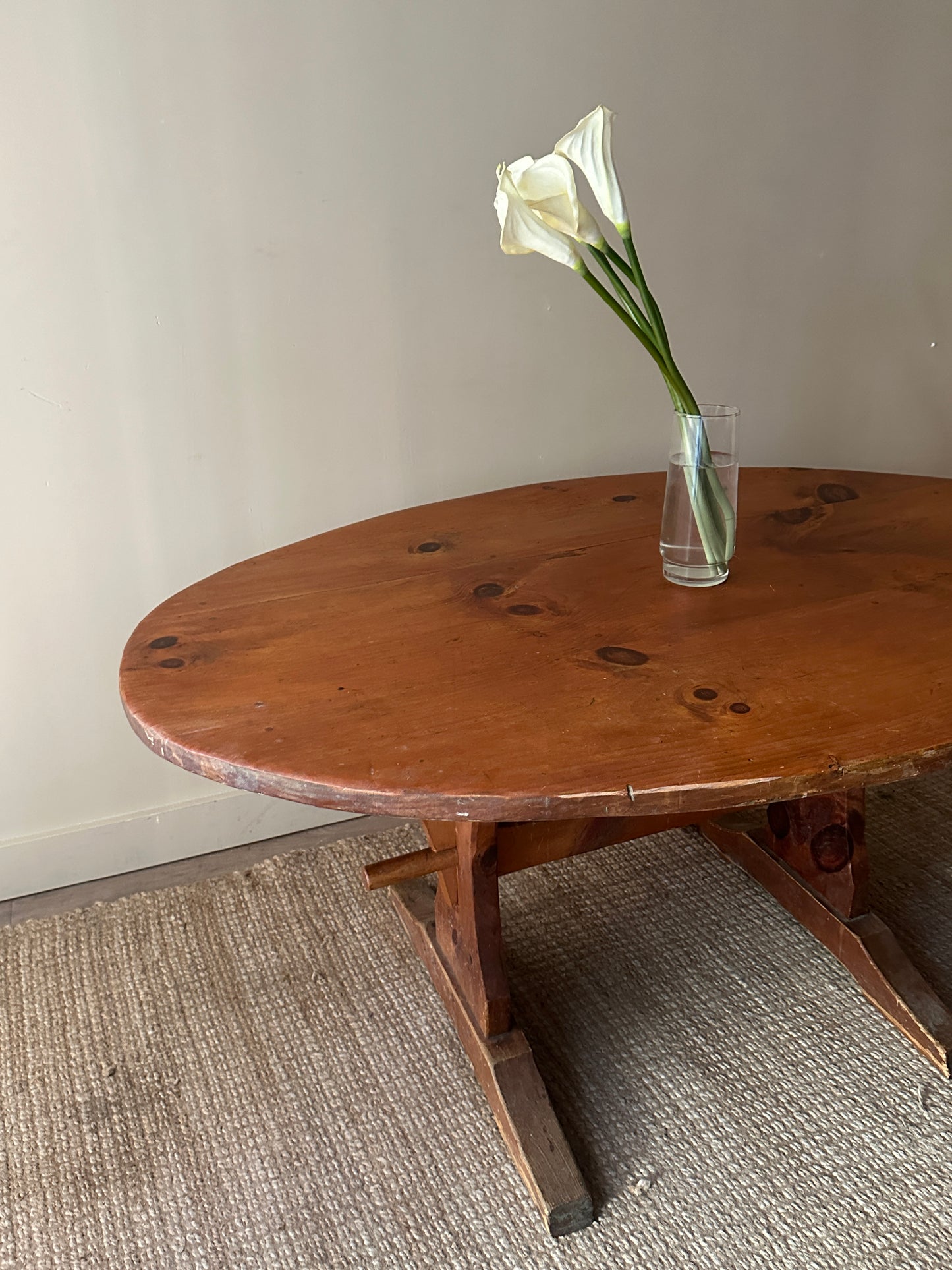 Pine dining table