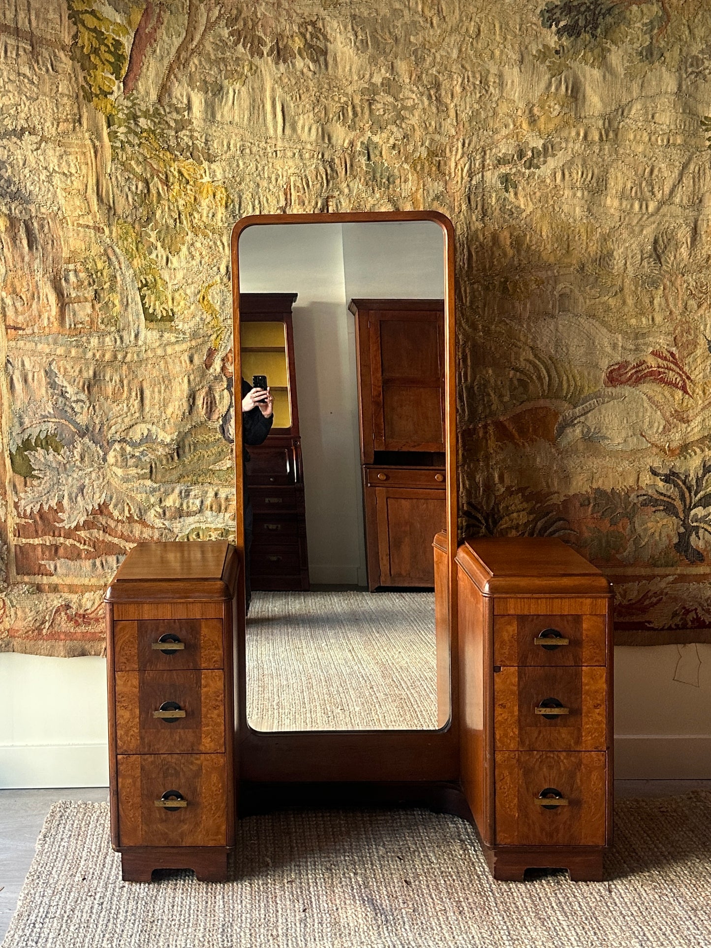 Art Deco vanity