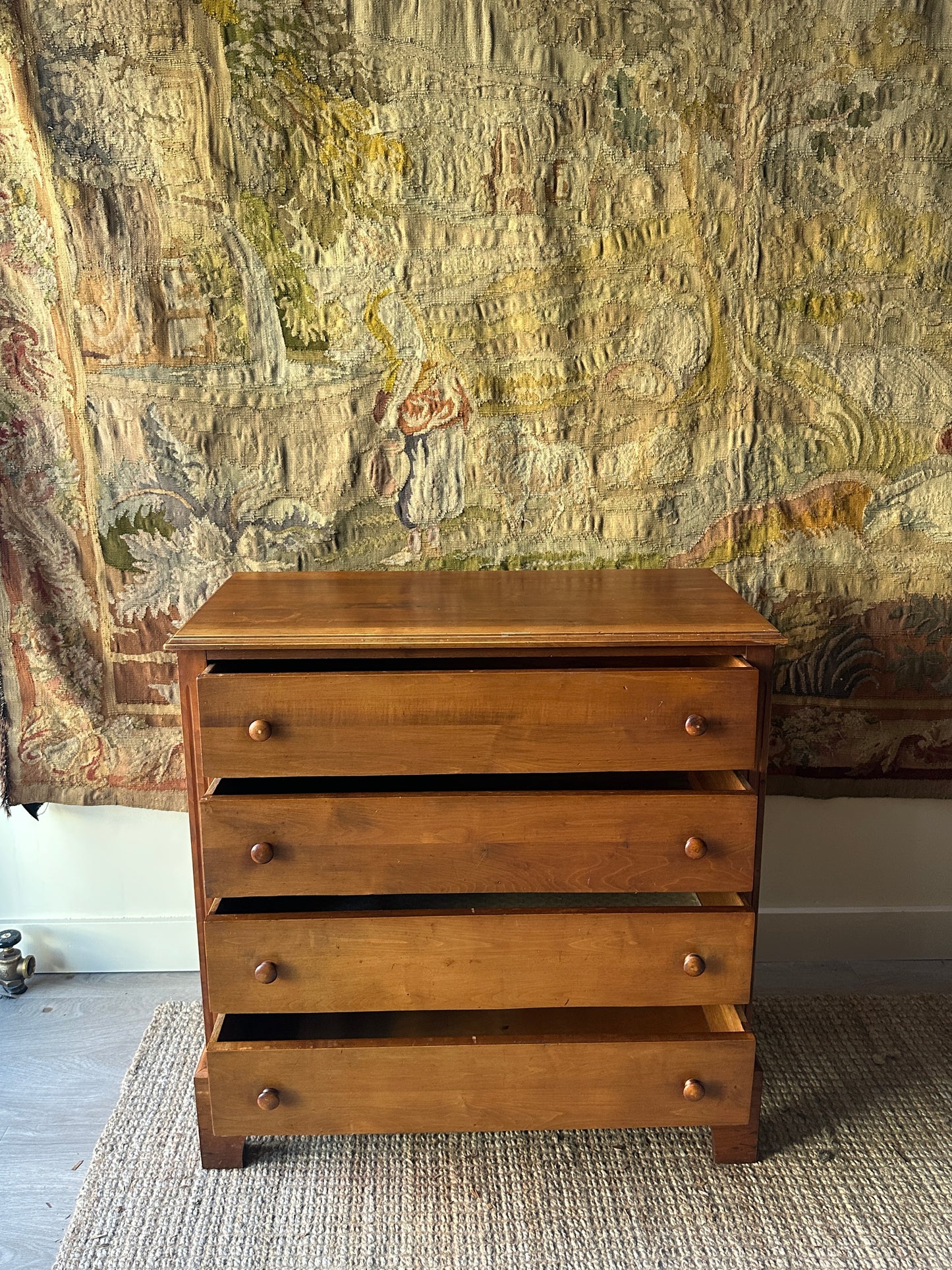 Cottage pine dresser