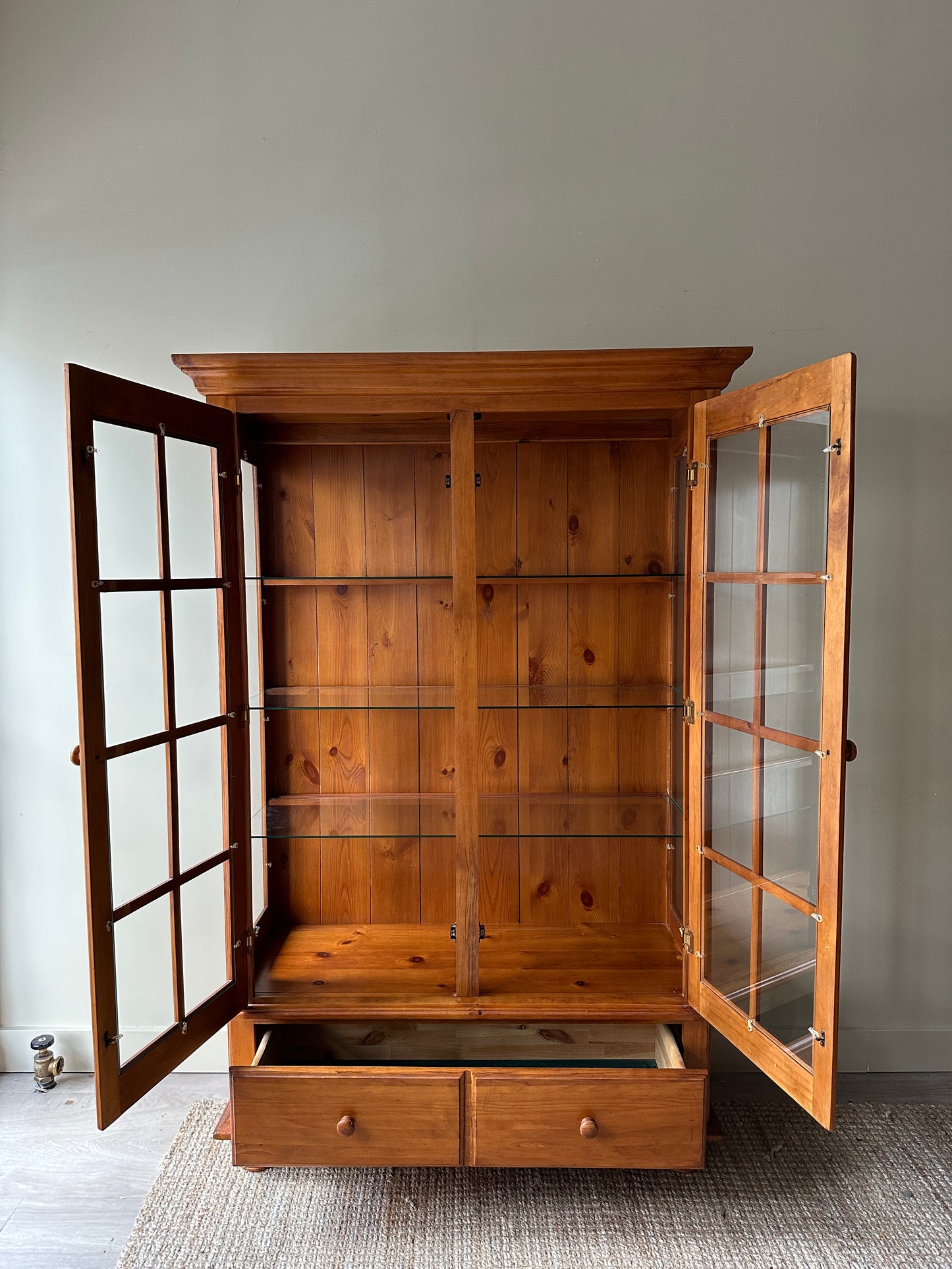 Pine display case