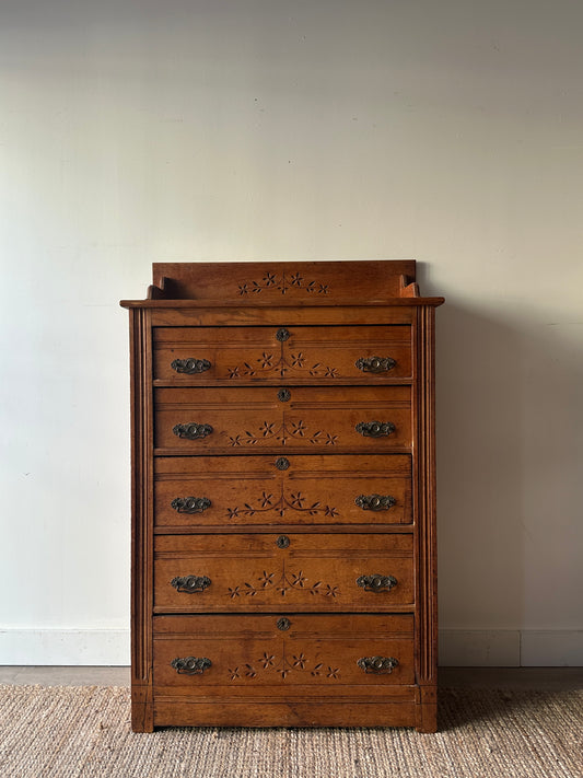Victorian carved oak dresser