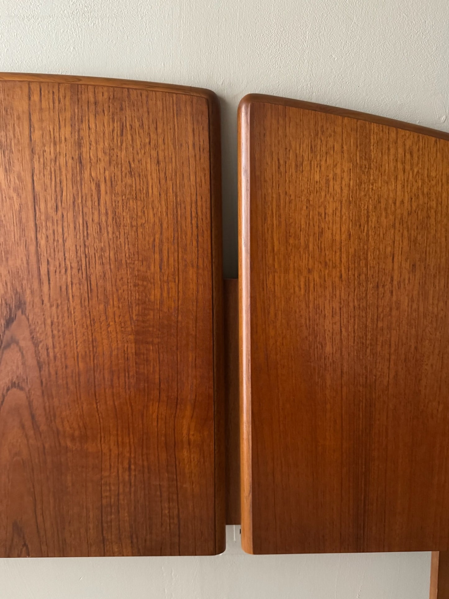 Lane walnut queen headboard