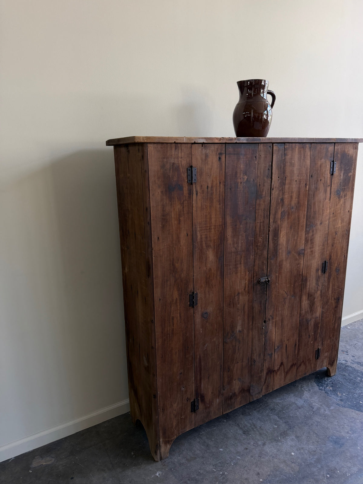 Pine cupboard