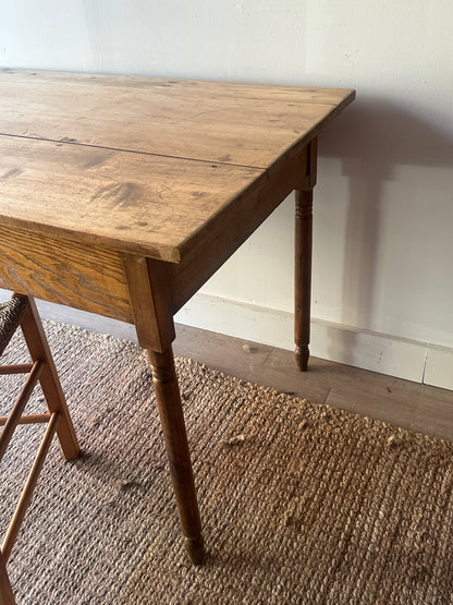 Pine dining table