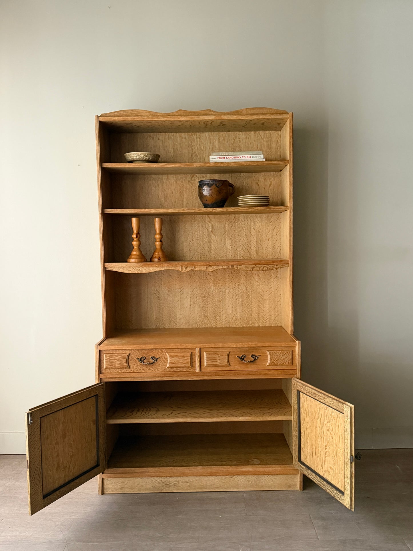 Henning oak two piece hutch