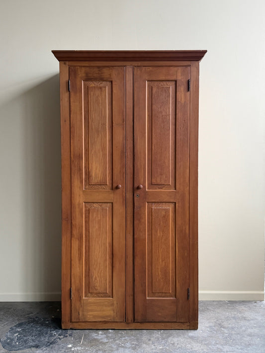 Pennsylvania Federal pine cupboard