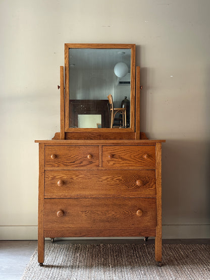 Oak dresser with mirror