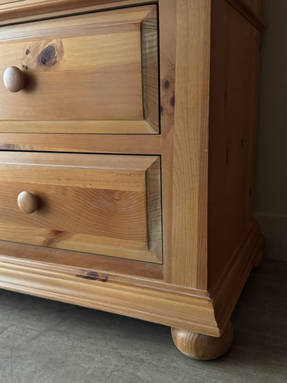 Broyhill pine sideboard