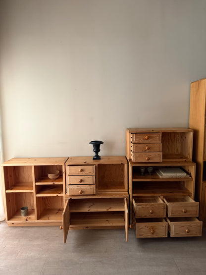 5 piece Scandinavian pine modular shelving unit