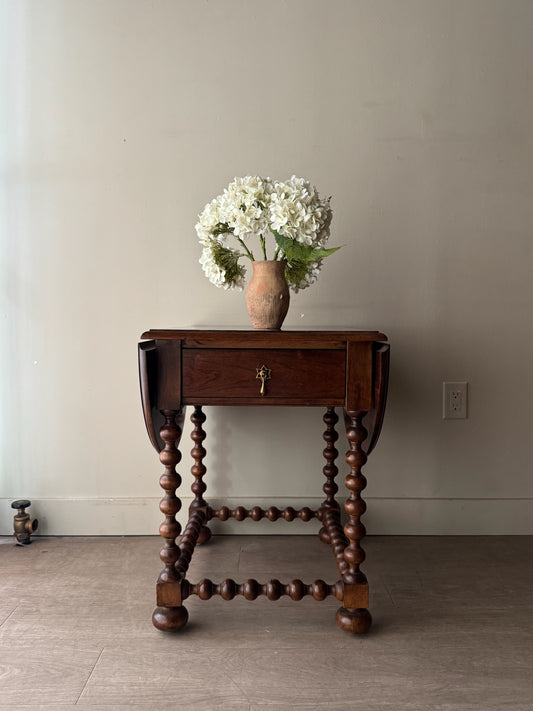 Bernhardt walnut drop leaf side table