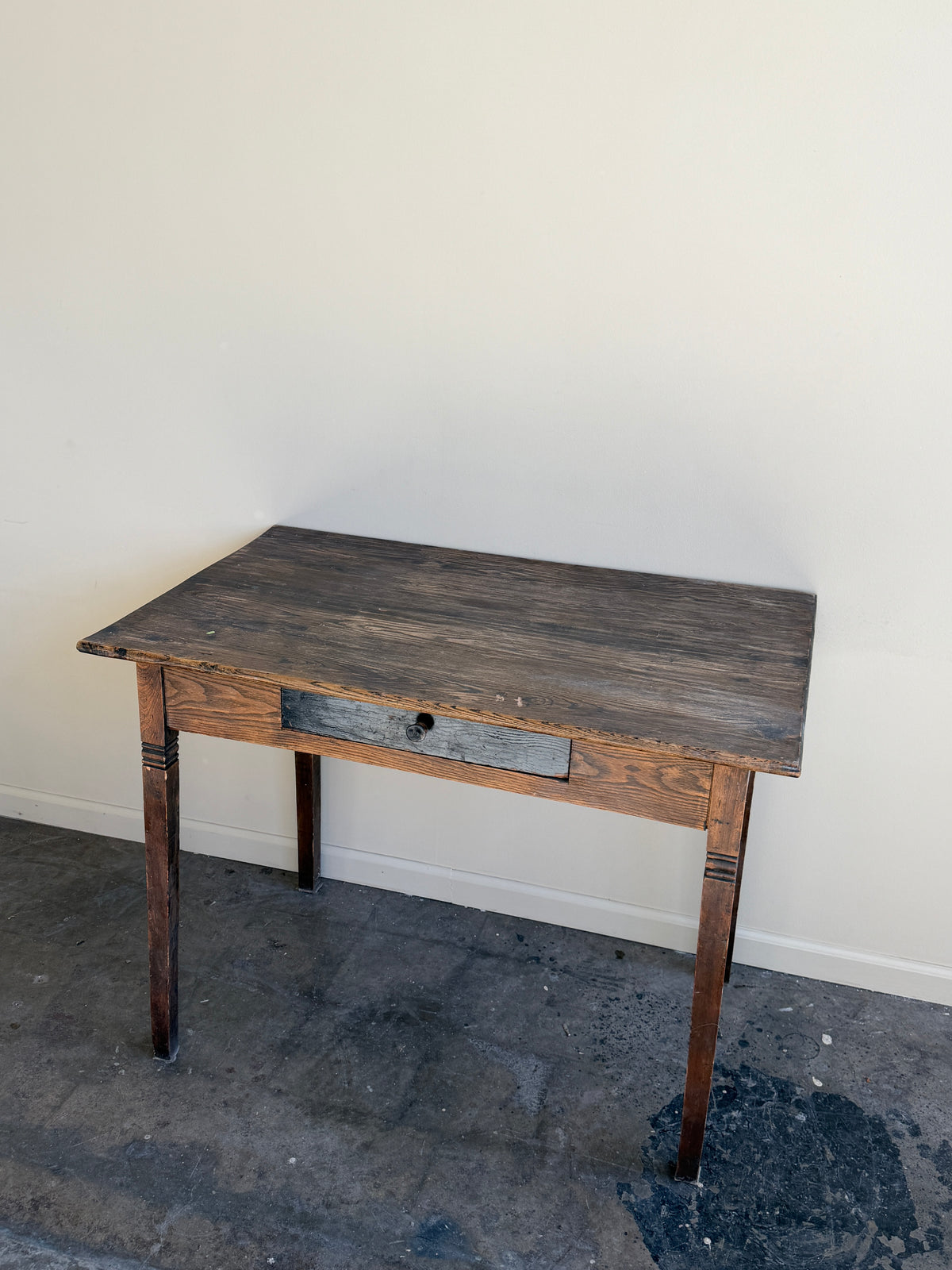 Pine desk
