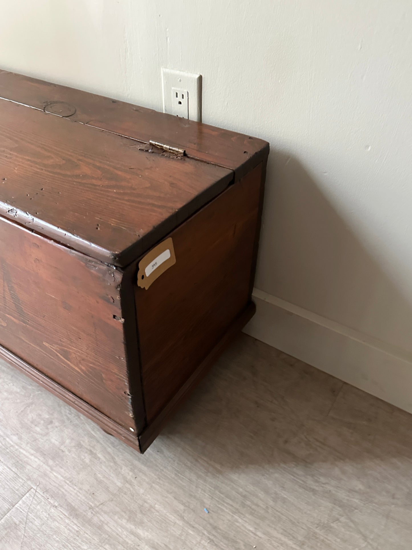 Pine chest