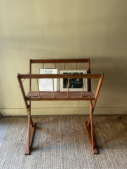 XL magazine rack