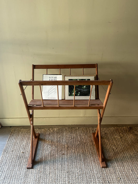 XL magazine rack