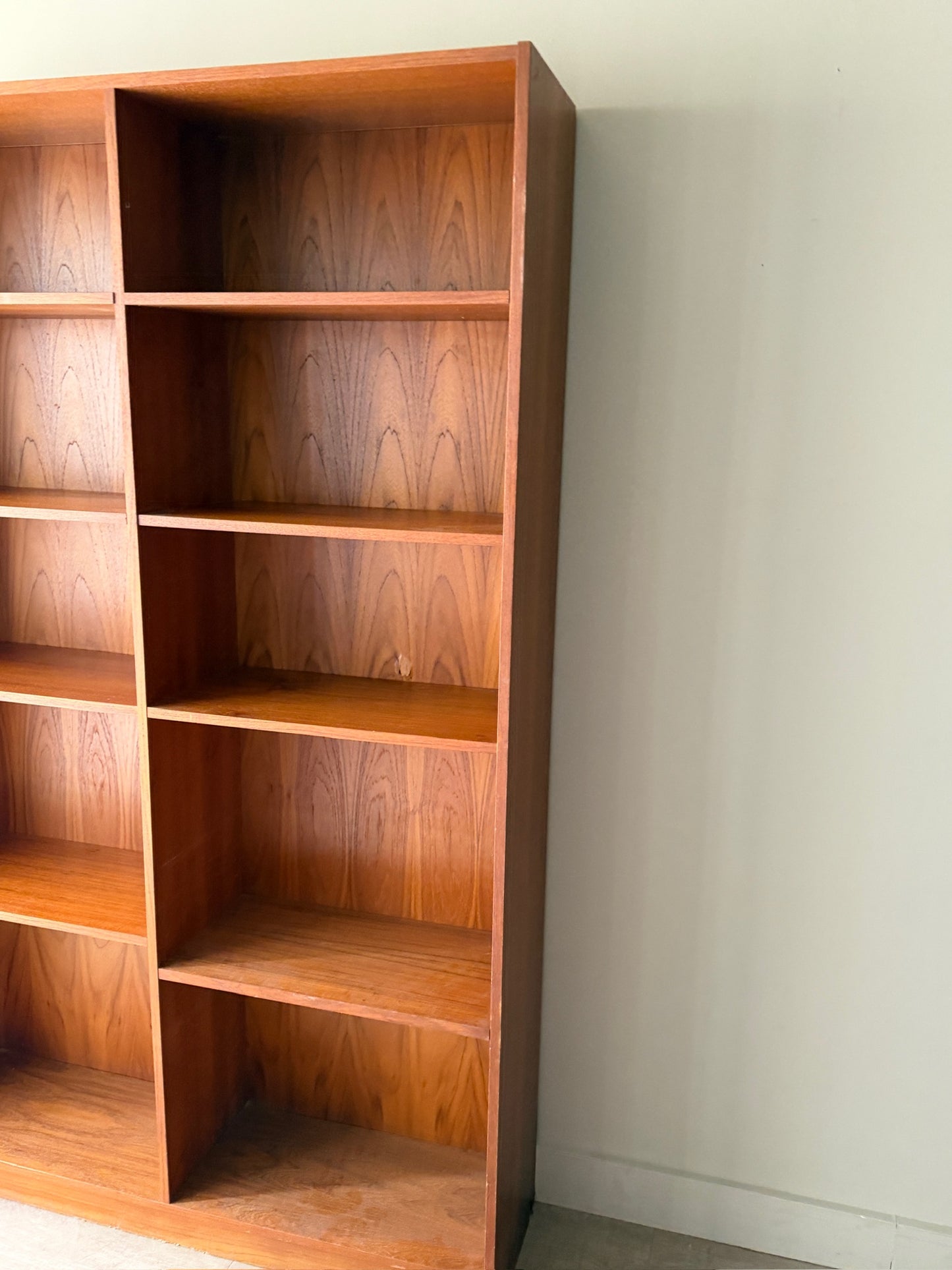 Teak shelving unit