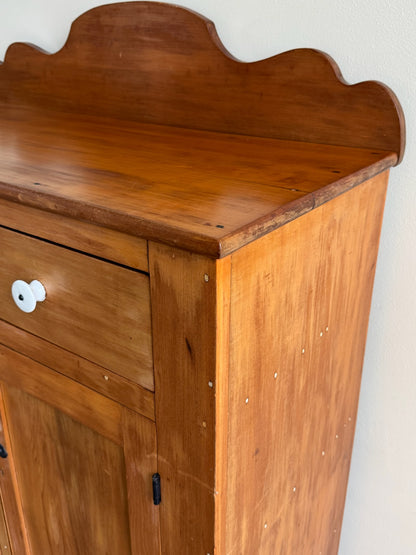 Mid-Atlantic Federal poplar jelly cupboard