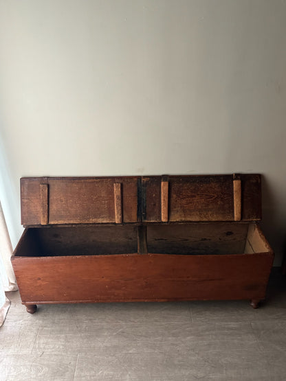 Pennsylvania Sheraton pine chest