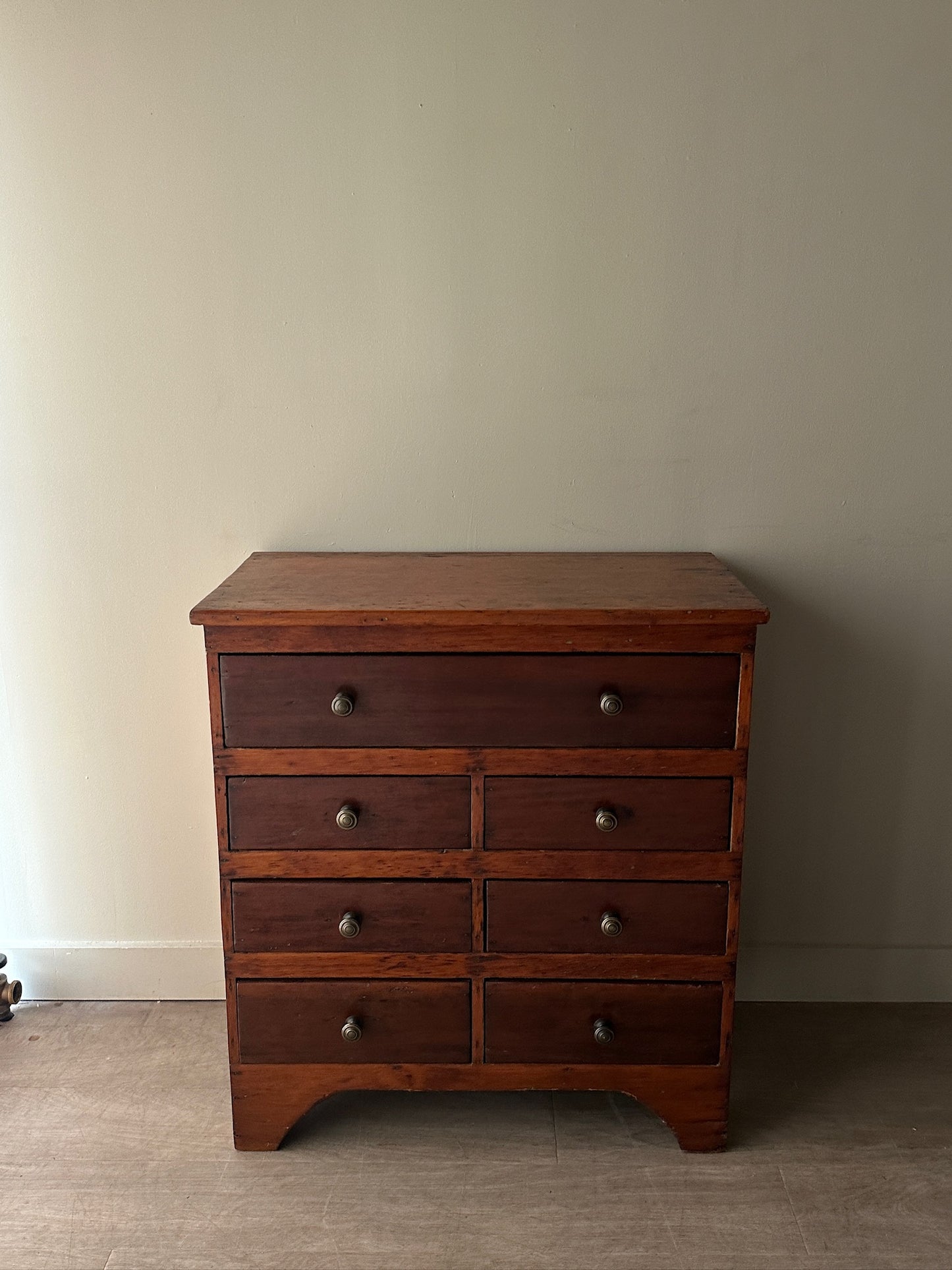 Pine 7 drawer dresser