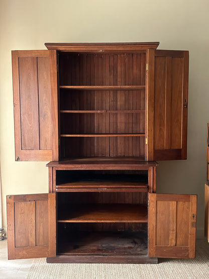 Pine step back hutch