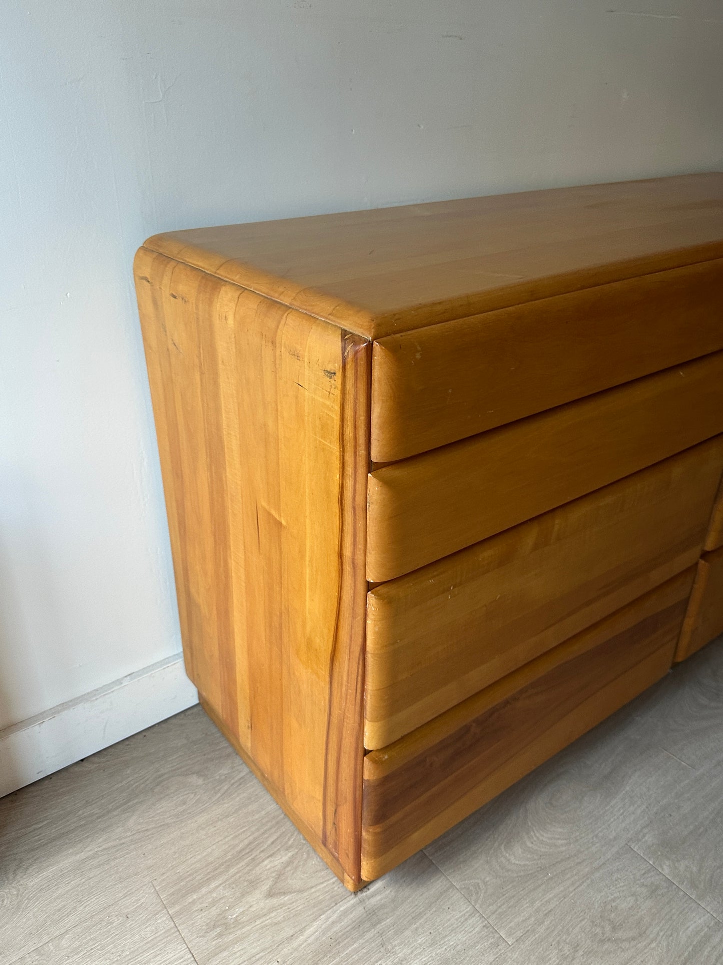 Maple dresser