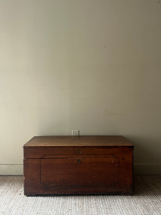 Pine chest