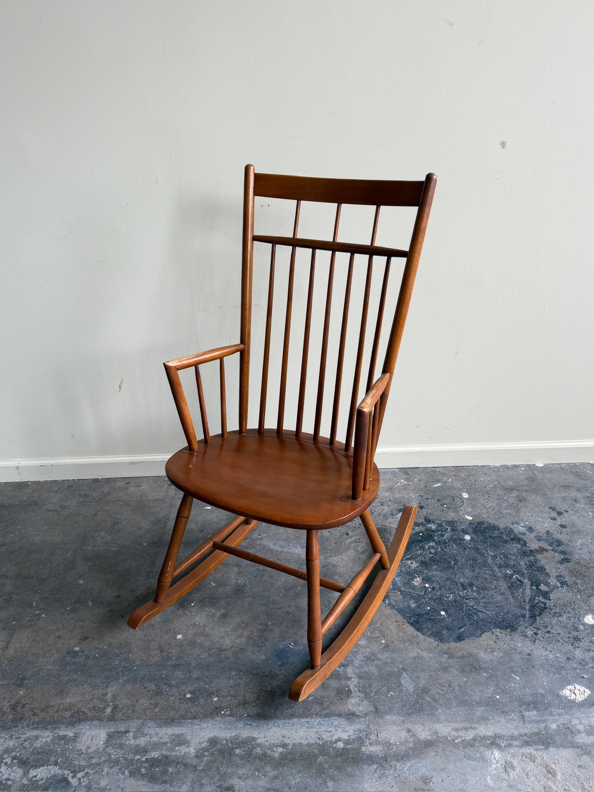 Maple windsor rocking chair