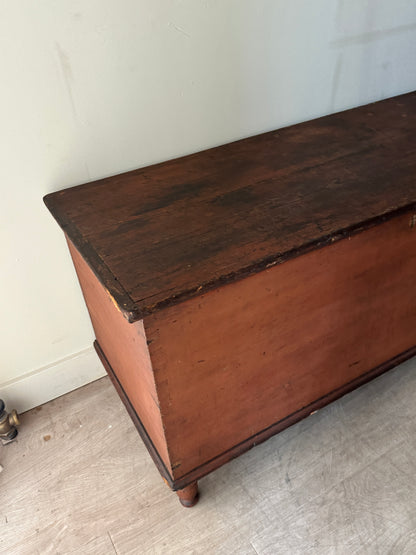 XL pine chest