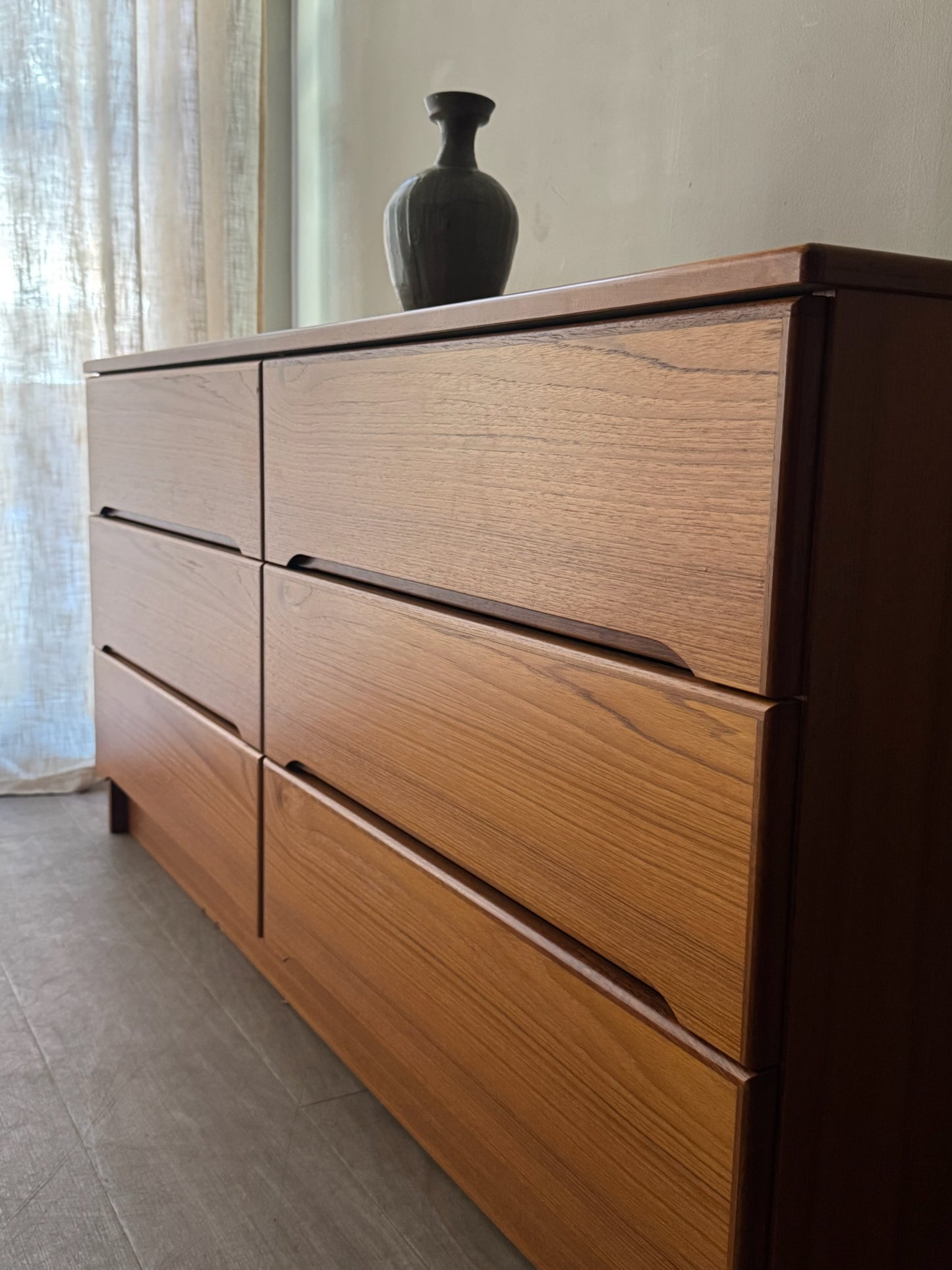 Danish teak 6 drawer dresser