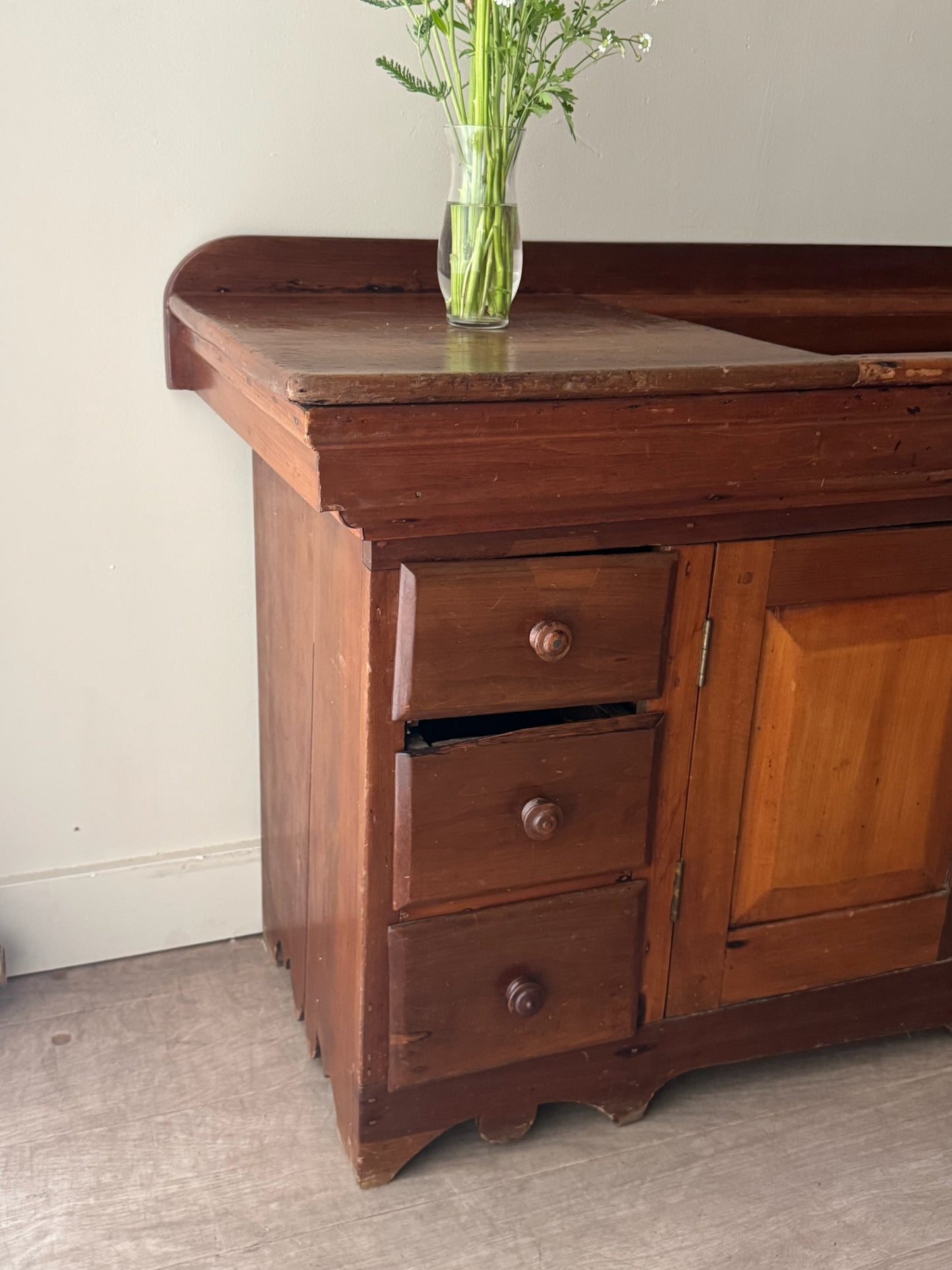 Pennsylvania Federal pine dry sink