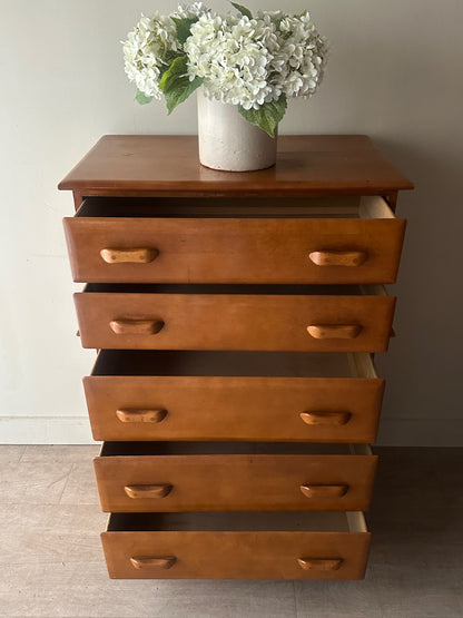 Maple dresser