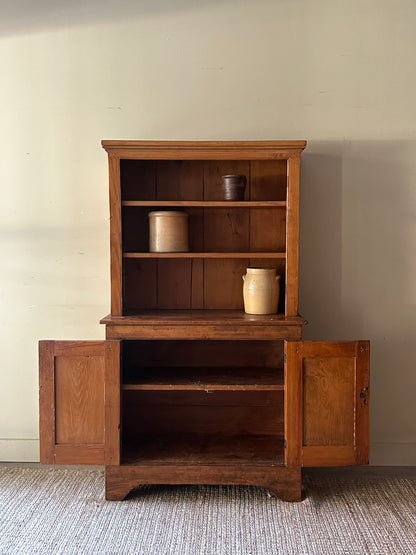 Pine hutch
