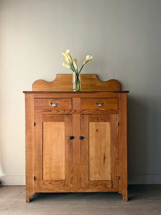 Federal pine jelly cupboard