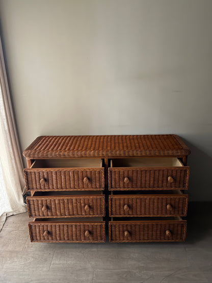 Wicker 6 drawer dresser